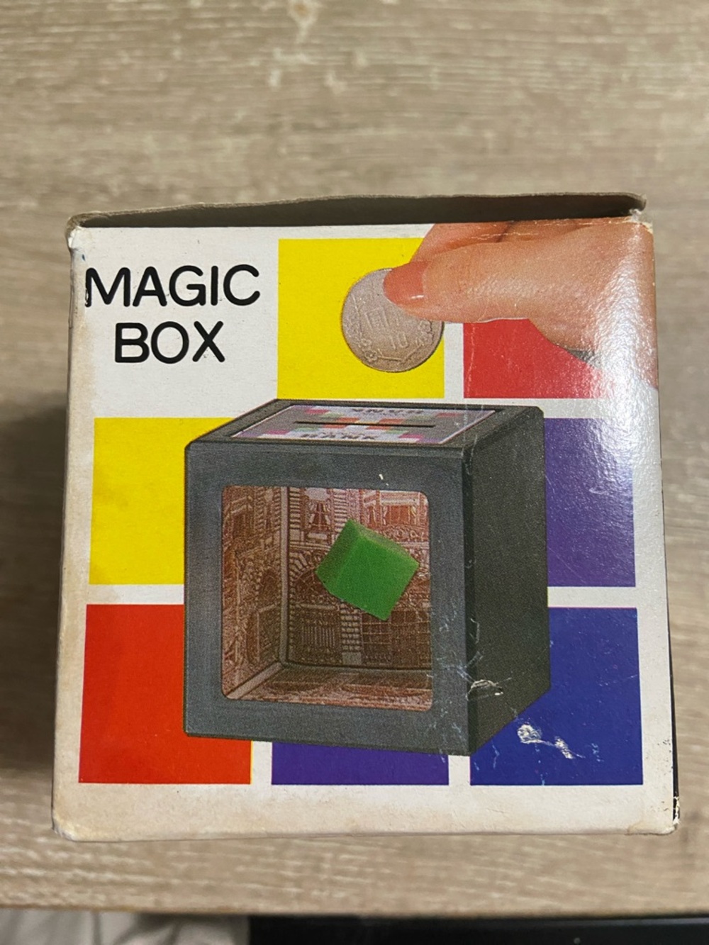 VTG Magic Box Coin Bank - Picture 2 of 7